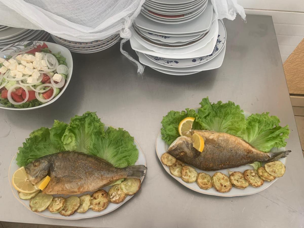 Premium * Durrës