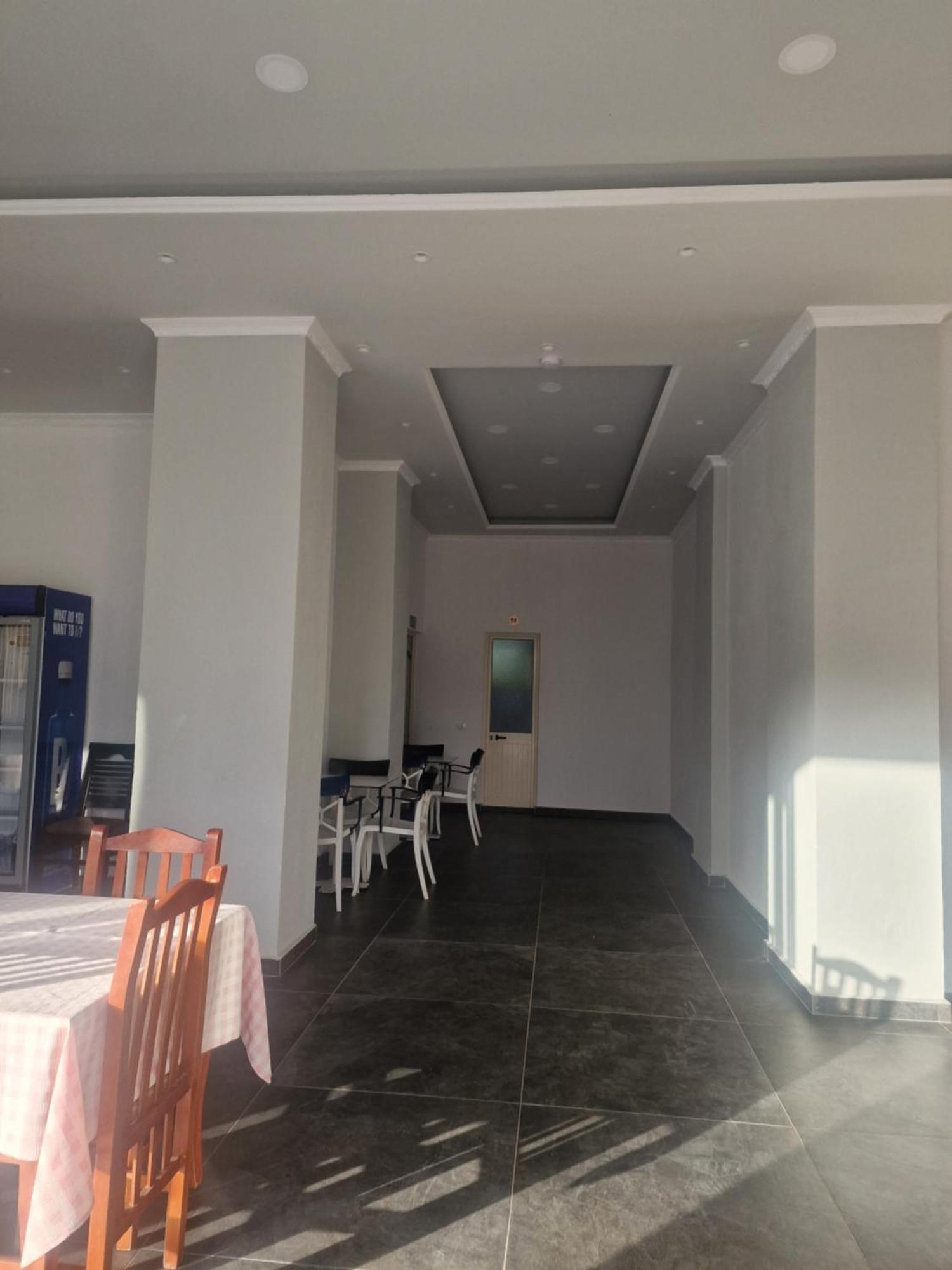 Premium * Durrës